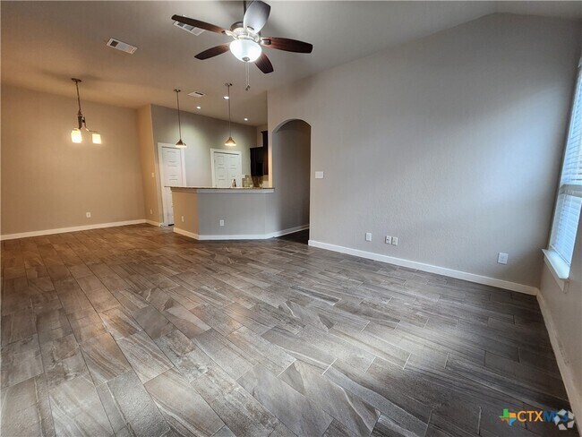 Building Photo - 1135 Creekside Orchard Rental