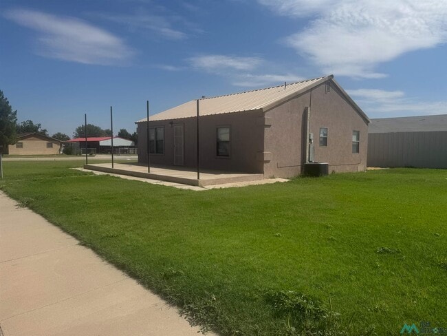 Photo - 211 N 9th St