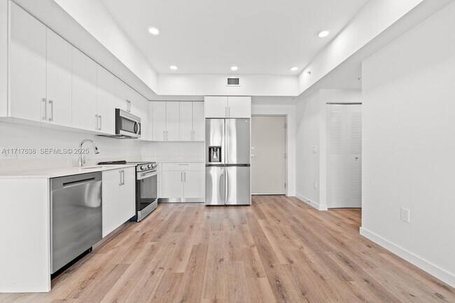 Photo - 18355 SW 110th Ave Unit 105