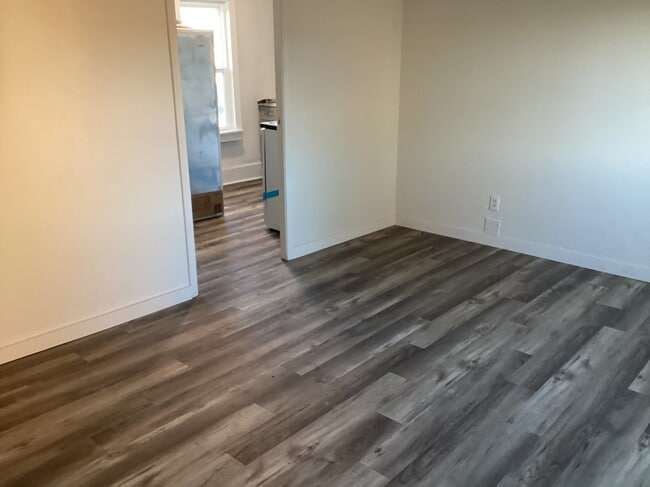 Photo - 436 2nd Ave E Unit A