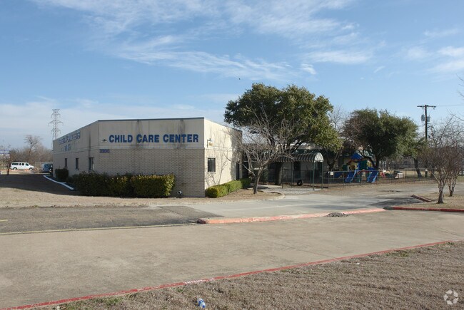 Photo - Parc East Apartment Homes