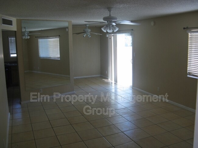 Building Photo - 6207 Craigmont Ave Rental