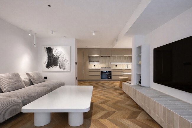Photo - Burton Way Apartments