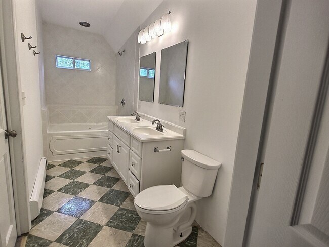 Photo - 40 Mercer St Unit 40