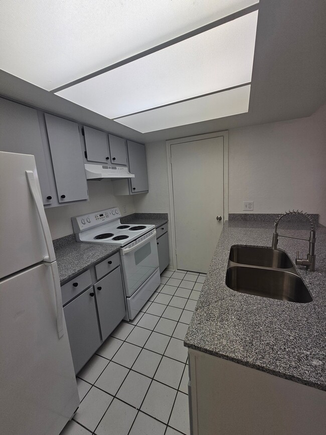 Photo - 1618 N 32nd St