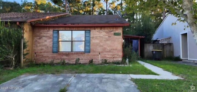 Building Photo - 5542 Bennington Dr Rental