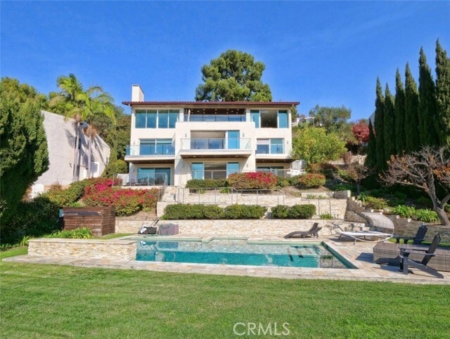 Building Photo - 1356 Vía Romero