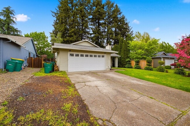 Photo - 17563 SW Granada Dr