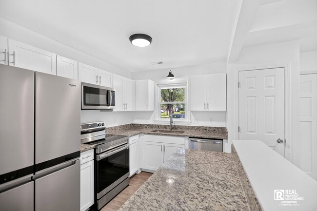 Photo - 108 Eagle St