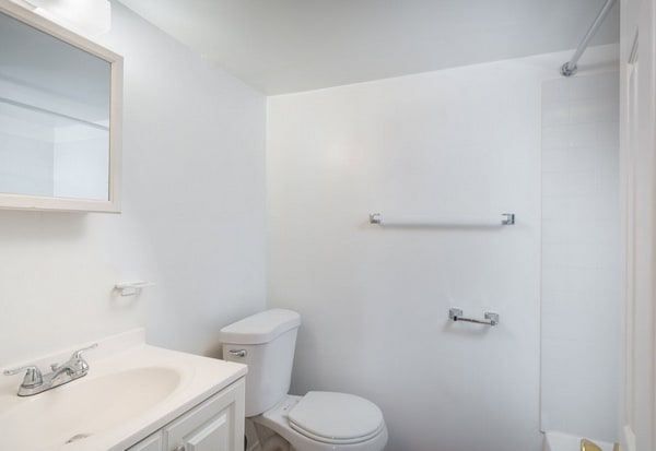 Walnut Chestnut Apartments
