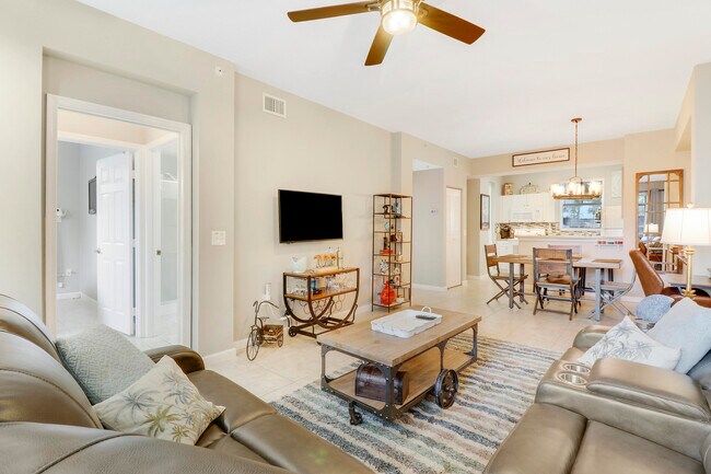 Photo - 1116 University Blvd Unit 14