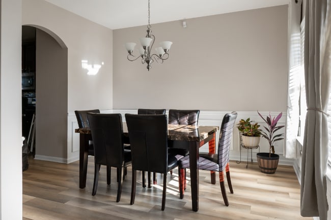 Photo - 5028 Manning Dr