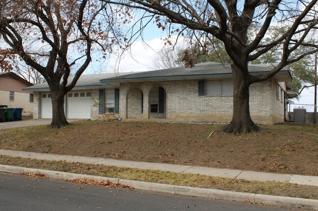 Photo - CROWNHILL PARK, ALAMO HEIGHTS I.S.D.