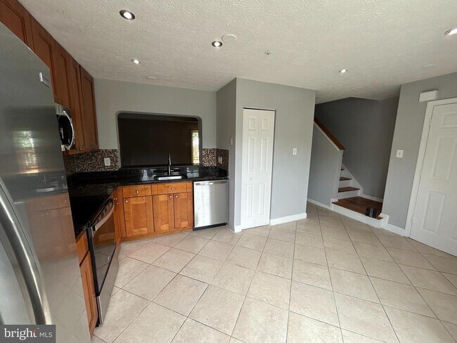 Photo - 17930 Cottonwood Terrace