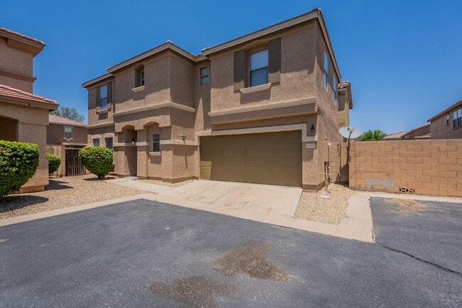 Photo - Great Location, 4 Bedrooms in Peoria!