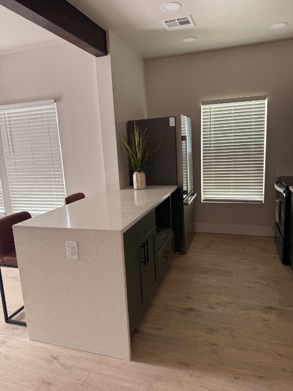 Photo - 1014 E McKinley St Unidad 1014