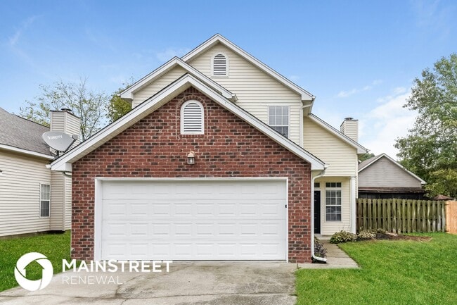 Building Photo - 2013 Valley Dr