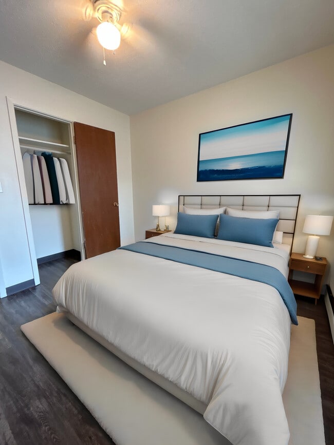 Photo - Chapel Apartments