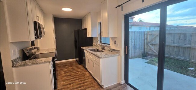 Photo - 6299 Arlington Ct