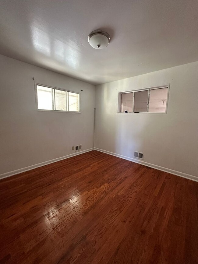 Photo - Single Family House in Denver near by I-25