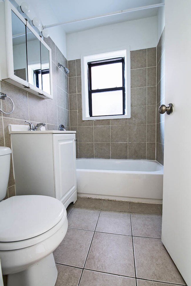 Photo - 8208 S Drexel Ave Chicago, IL 60619