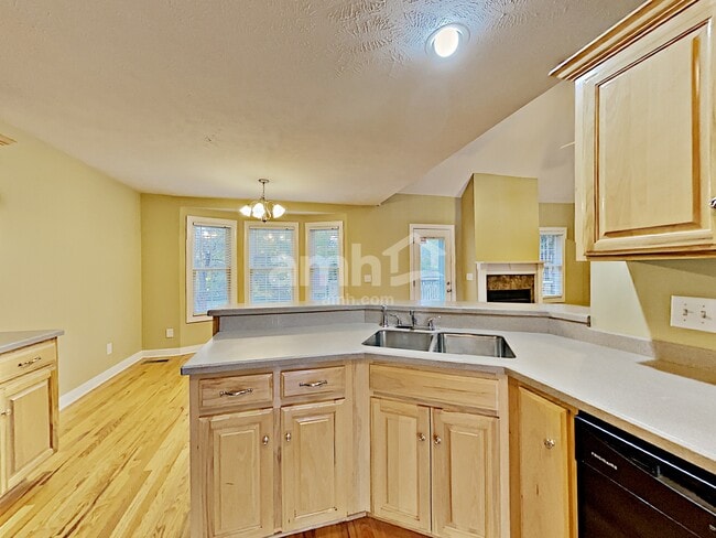 Photo - 10010 Langford Ct