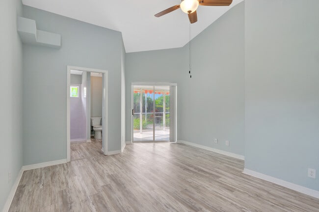 Photo - 22076 Seashore Cir