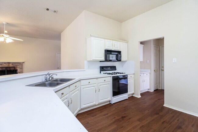 Photo - 216 Stone Creek Blvd