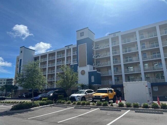 Photo - 960 Starkey Rd Unidad 10305