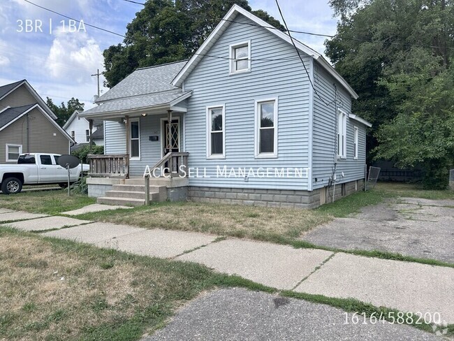 Building Photo - 1745 Lafayette Ave NE Rental