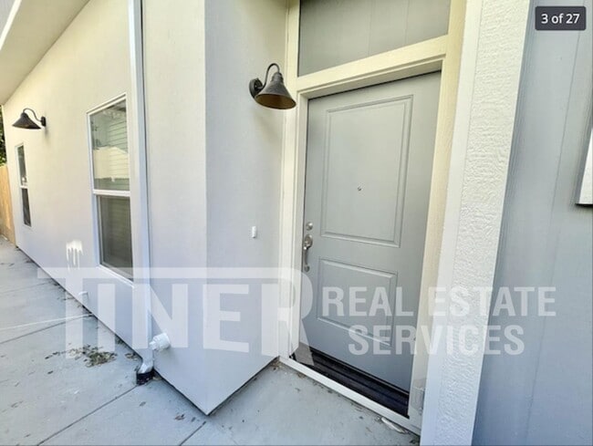 Photo - 1509 Eggplant Alley