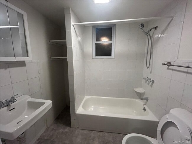 Photo - 144 Waverly St Unit 1