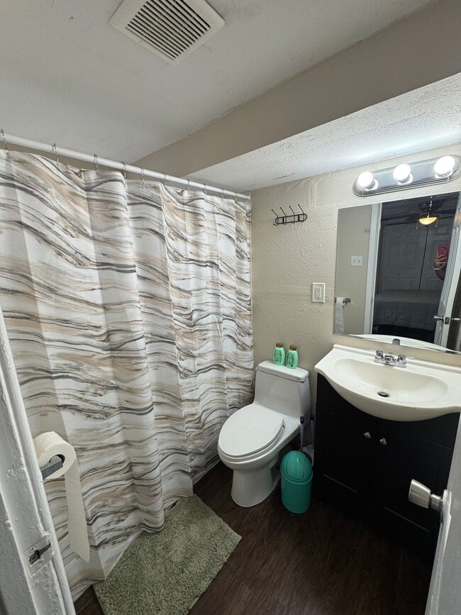 Photo - 1933 S 19th St Unit B