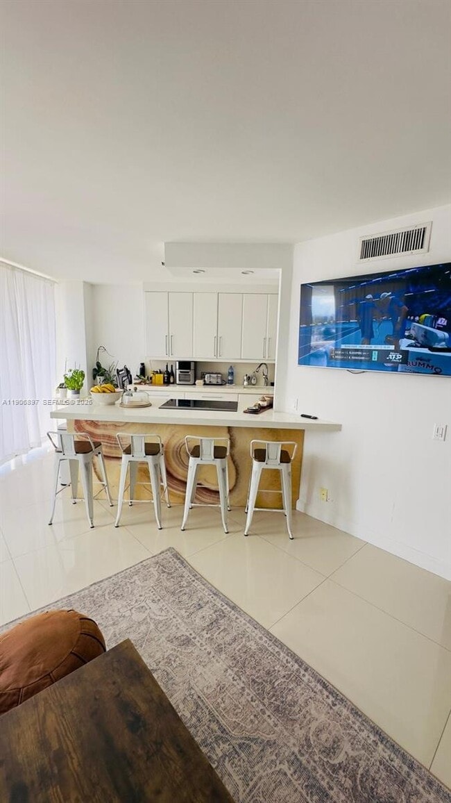 Photo - 3610 Yacht Club Dr Unidad 609