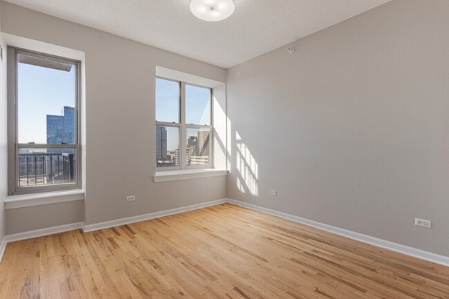 Dormitorio - 1717 S Prairie Ave Unidad 1508