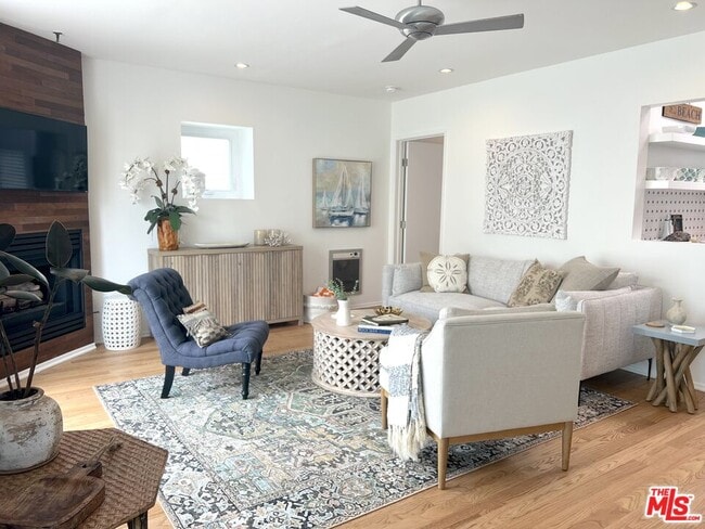 Photo - 25366 Malibu Rd Unidad 2