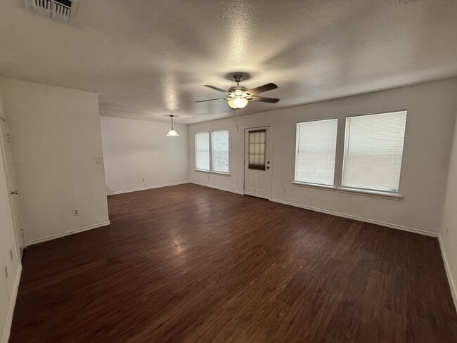 1002-1002 Sagewood Trail