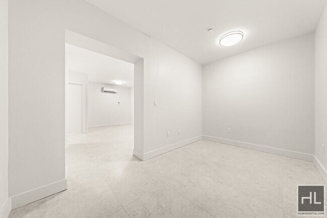 Photo - BRUCKNER BOULEVARD Unidad 102