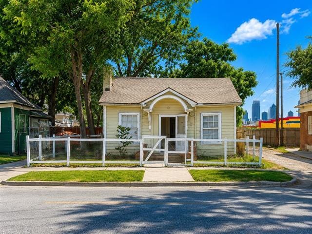 Building Photo - 1209 N Carroll Ave