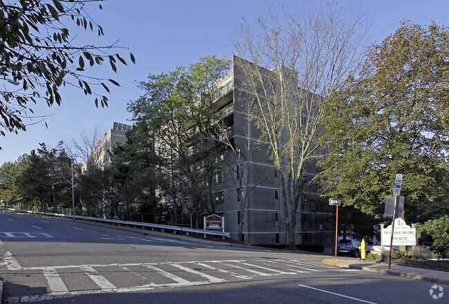 Photo - Canterbury Towers Apartments