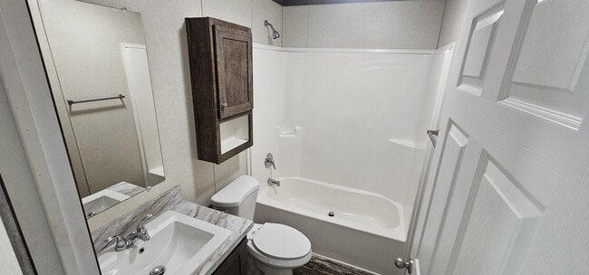 Photo - 165 Birch Ct