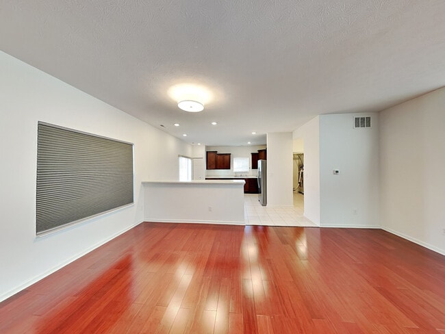 Photo - 808 Capricorn Dr