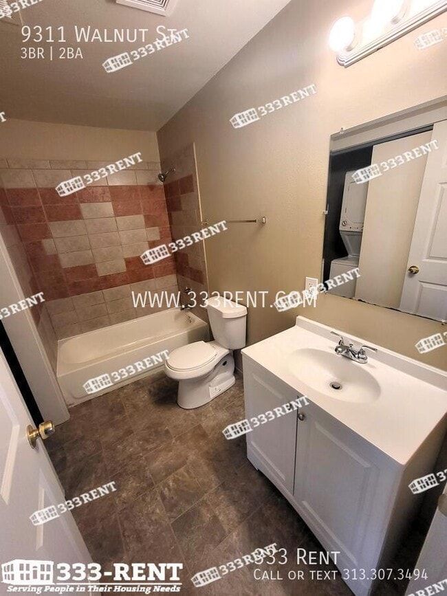 Photo - 9311 Walnut St