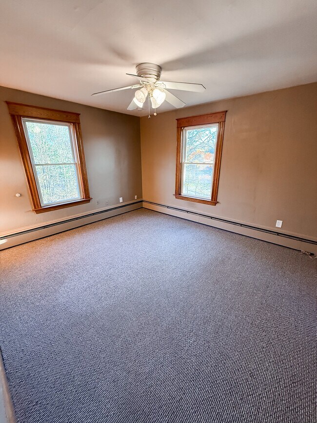 Photo - 584 Pleasant St Unit 2