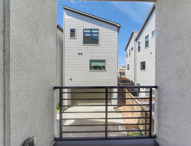 Photo - 1607 Milby St Unit B