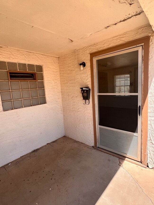 Photo - 3rd Street Duplex Unidad 1011 W. 3rd Street (111)