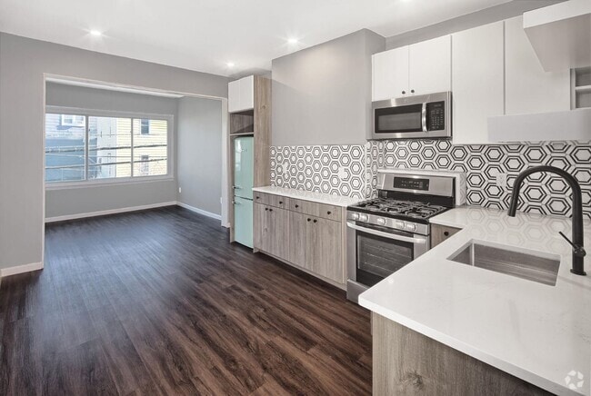 Building Photo - 445 Liberty Ave Unit 2 Rental