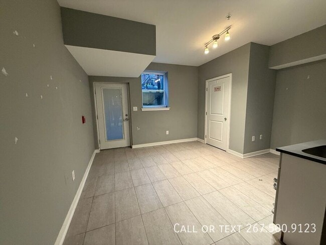 Photo - 533 Budd St Unit 1A