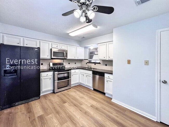 Photo - 8534 Dawnridge Dr