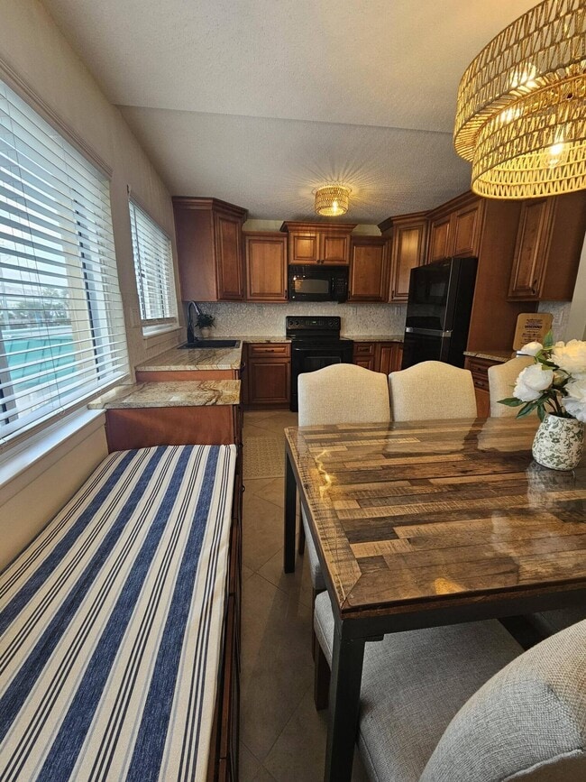 Photo - 1530 Miracle Strip Pkwy SE Unidad 202C